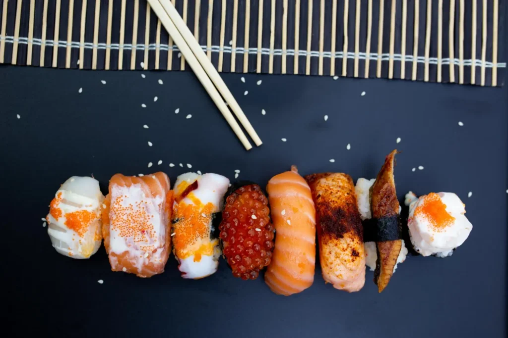 Czy sushi można przygotować w wersji bez ryżu i bez nori?